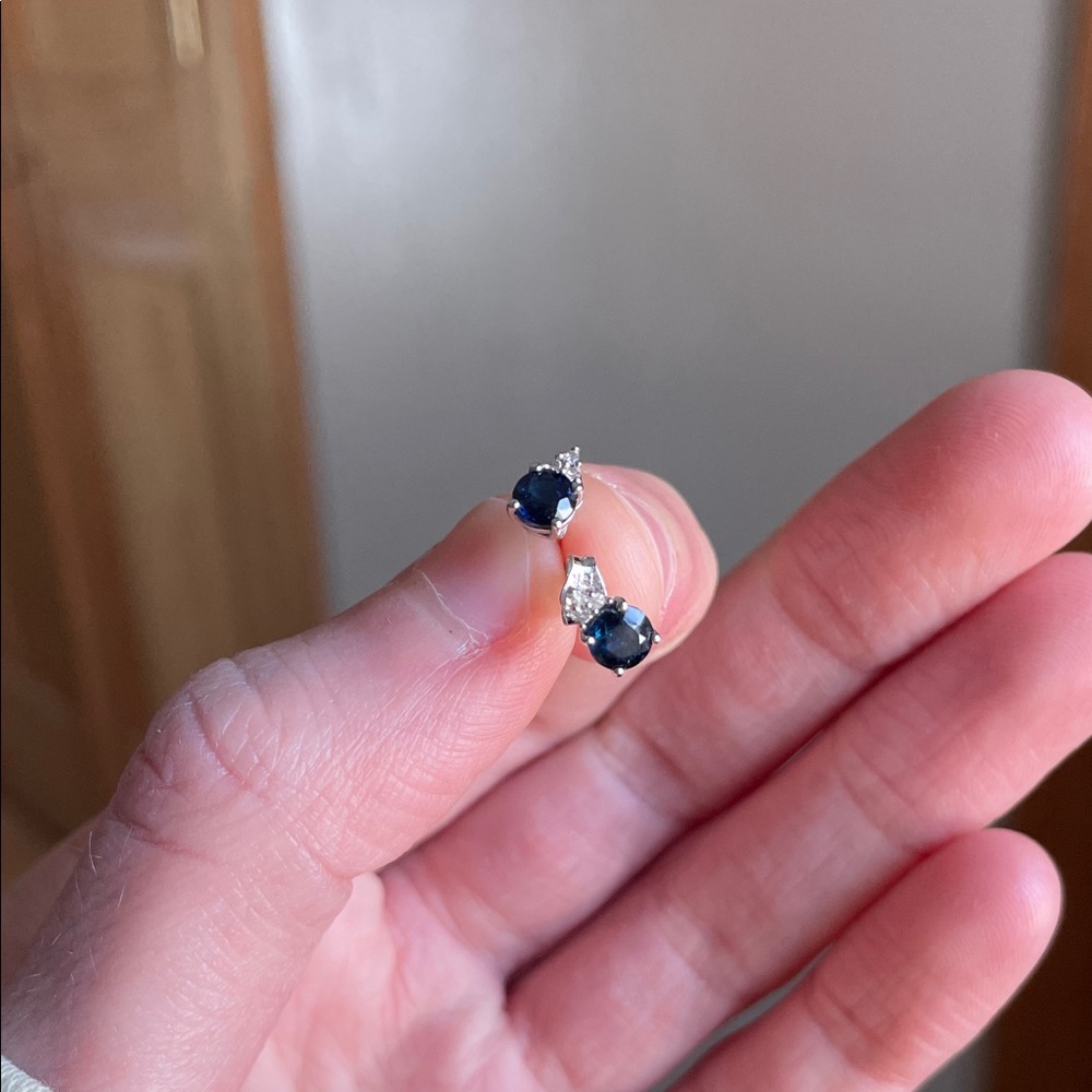 14k White Gold Stud Earrings - Sapphire and Diamond